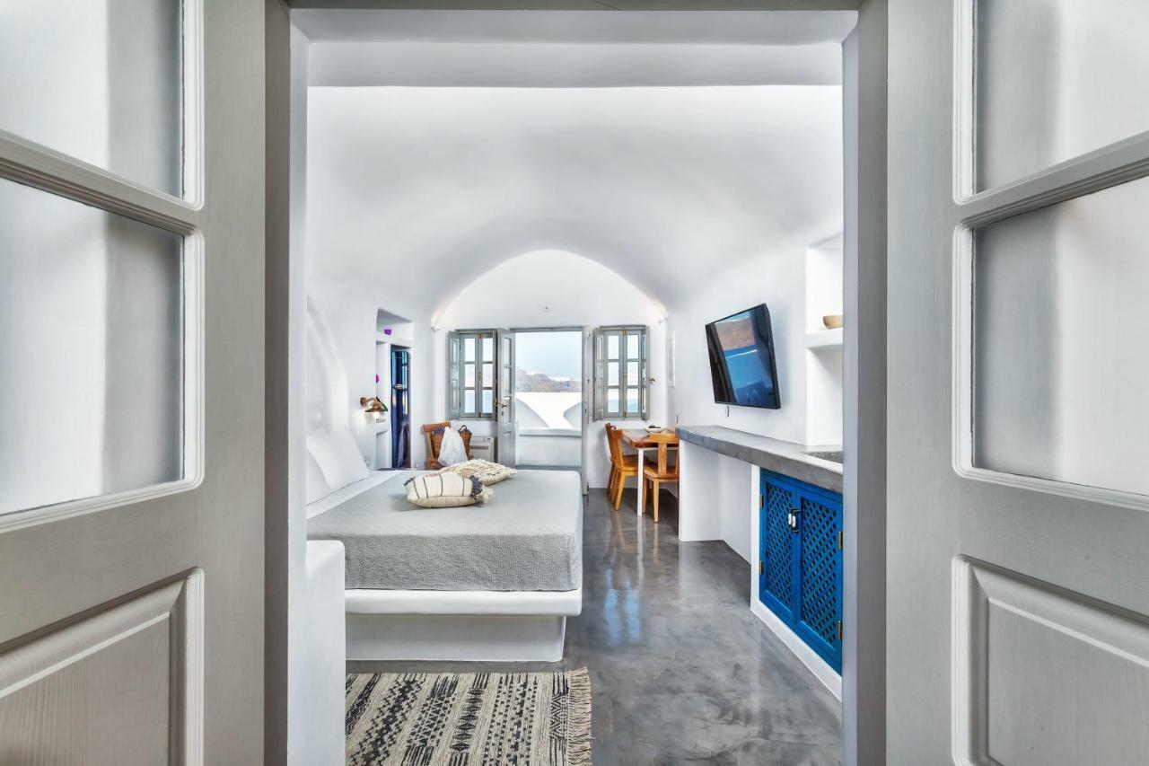 Sapphire Suite with Outdoor Private Hot Tub